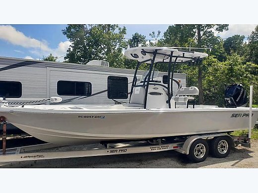 2018 Sea Pro 248 Bay DLX