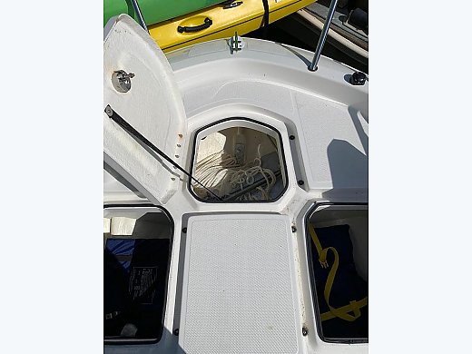 2019 Bayliner Element F18