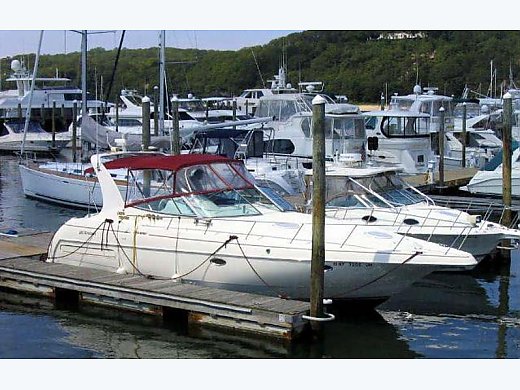 1996 Cruisers Yachts 3570 Esprit