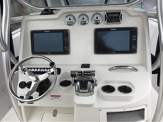 2013 Sailfish 290 CC