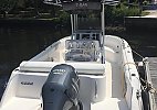 Robalo R222 2015