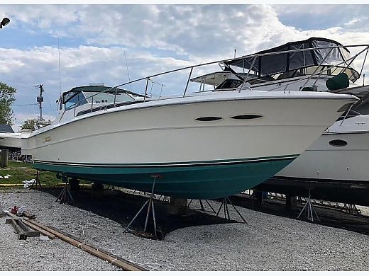 1990 Sea Ray 390 Express Cruiser