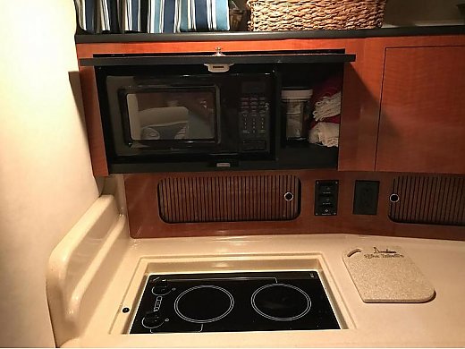 2002 Sea Ray 320 Sundancer