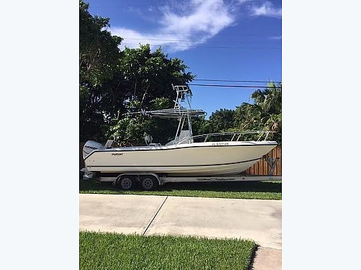 1997 Pursuit 2470 Pursuit