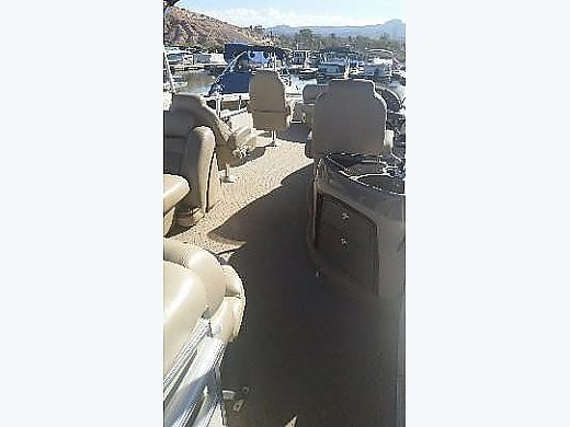 2009 Sun Tracker 26 Regency