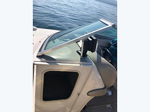 2006 Sea Ray 220 Select