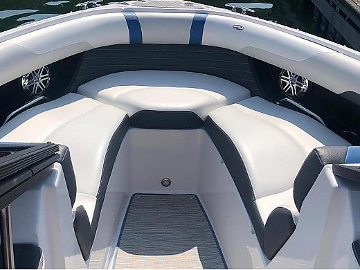 2017 Regal 2300 RX Bowrider
