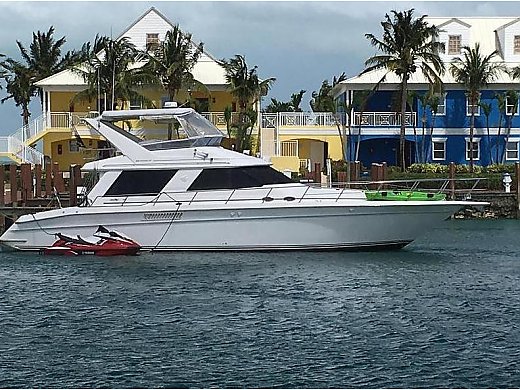 1994 Sea Ray 550 Sedan Bridge