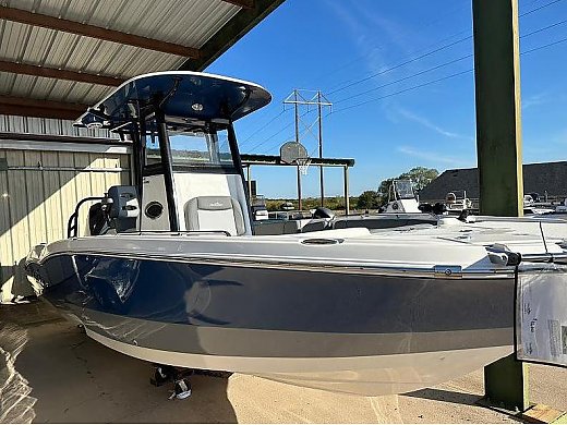 Nautic Star 251 Hybrid