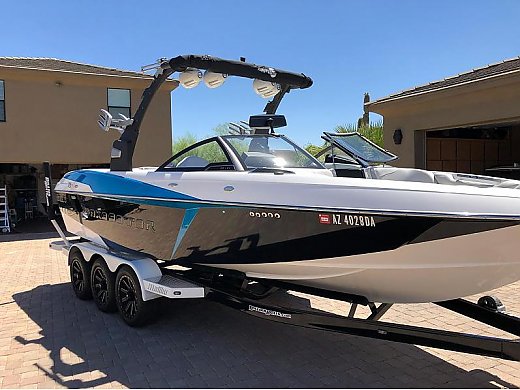 2016 Malibu Wakesetter 25 LSV