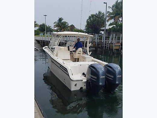 2016 Grady-White Freedom 275