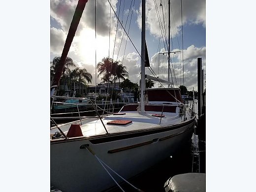 1986 Gulfstar Sailmaster Ketch