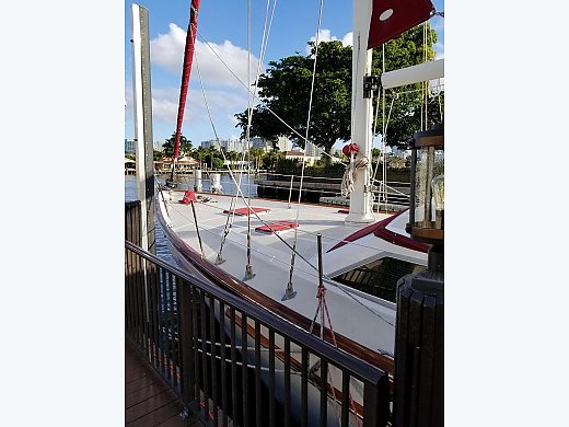 1986 Gulfstar Sailmaster Ketch